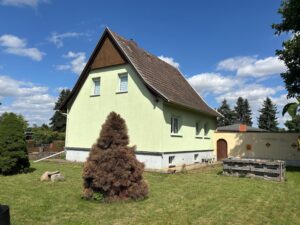 Rückansicht mit Garten